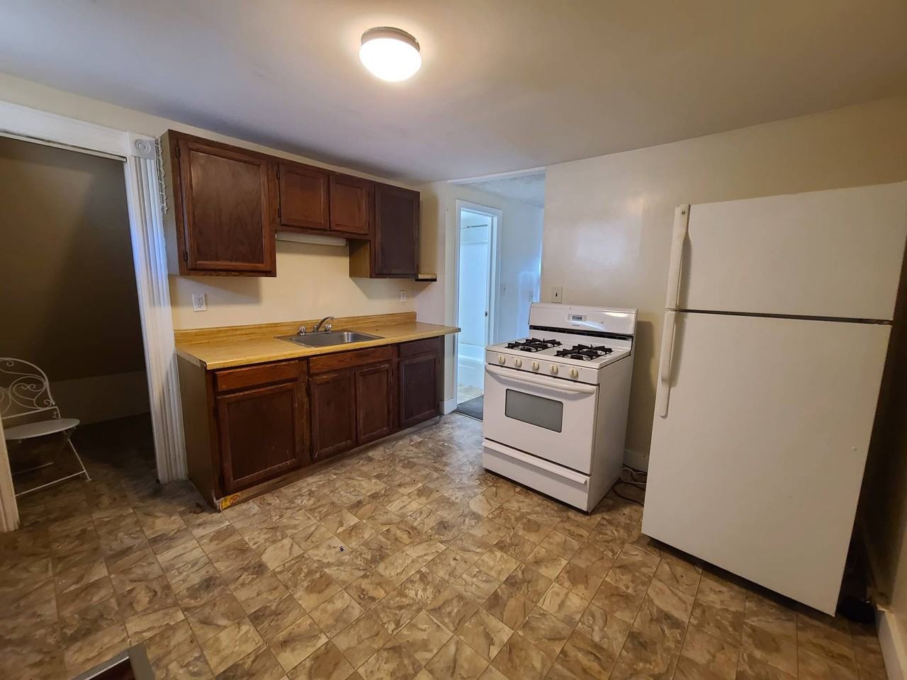 236 Hillside Ave #3 - Photo 5 of 18