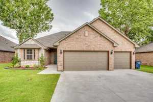 featured image of 4624 Rush Spgs #1