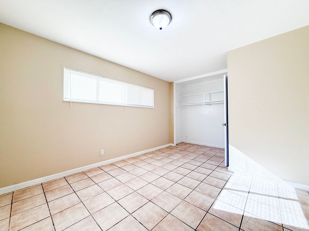 2212-2218 High Street - Photo 4 of 44