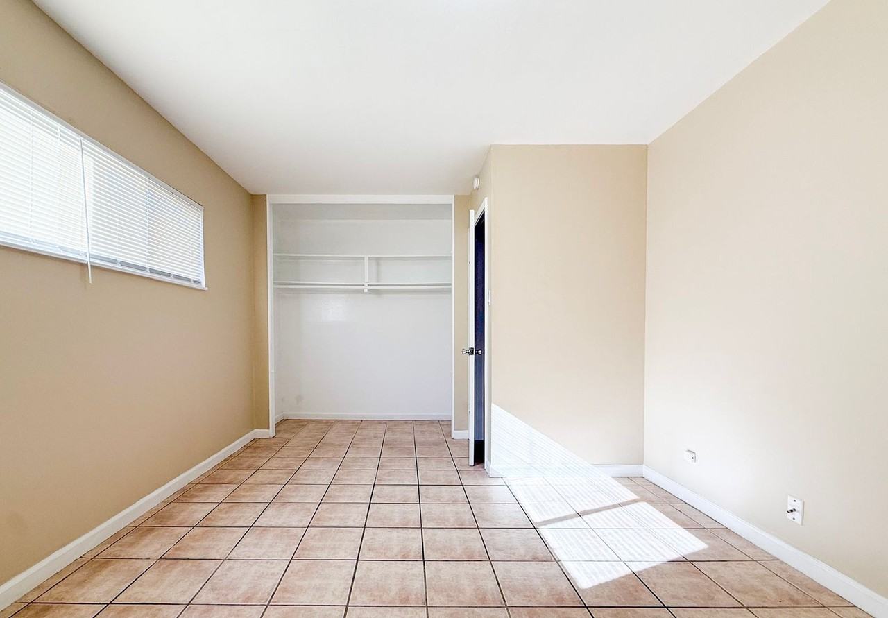 2212-2218 High Street - Photo 5 of 44