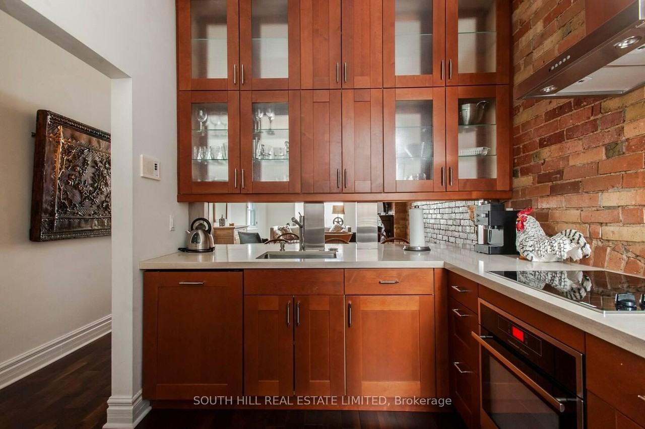 322 Saint George Street #Main - Photo 7 of 15