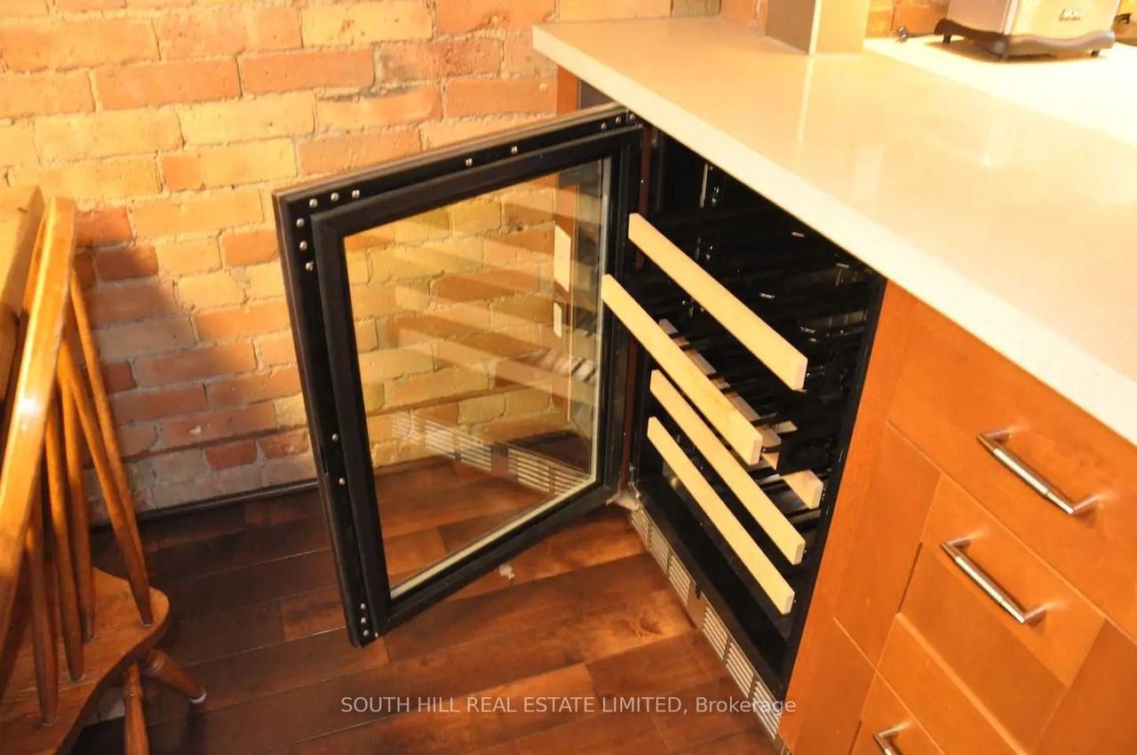 322 Saint George Street #Main - Photo 6 of 15