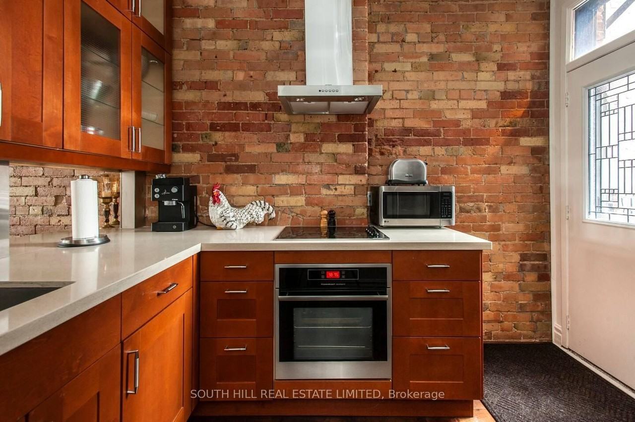 322 Saint George Street #Main - Photo 2 of 15