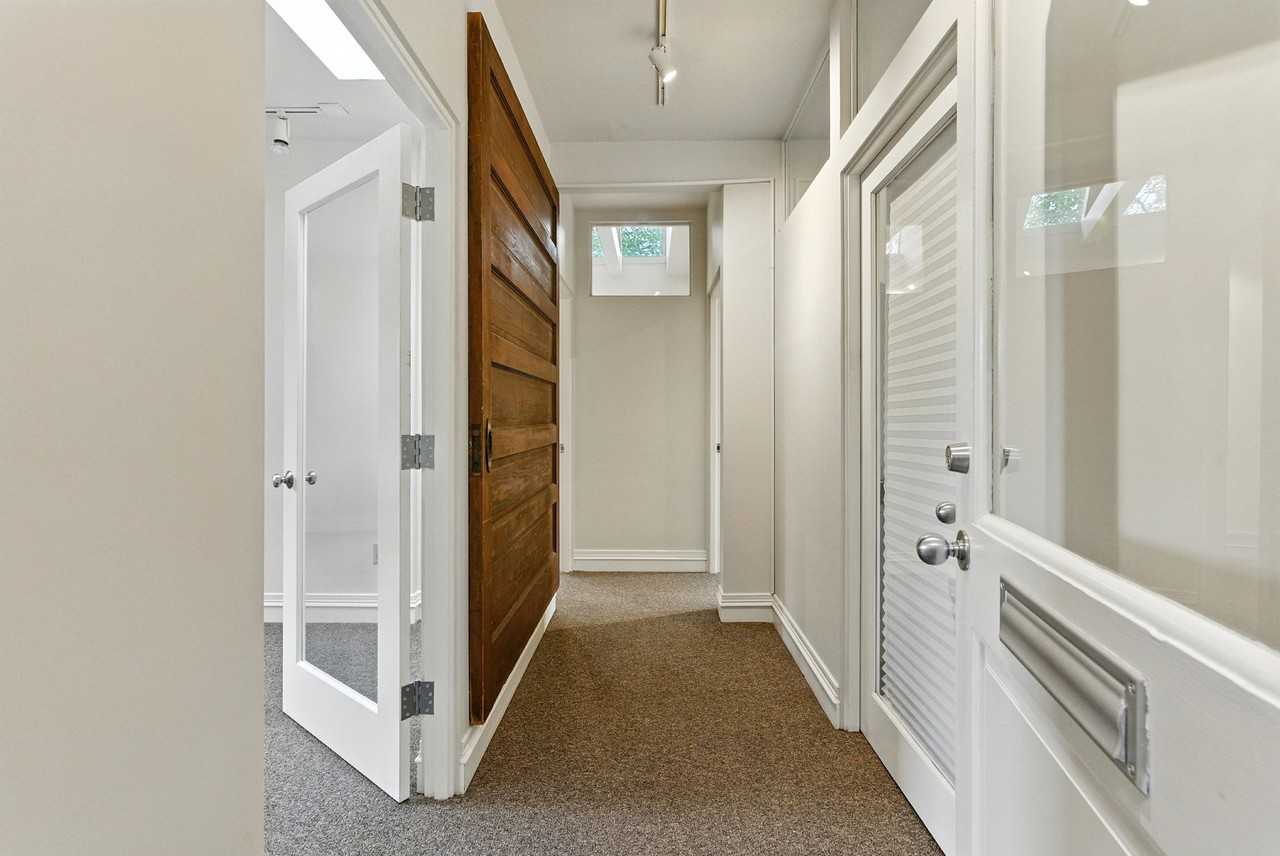 906 Nw 23rd Ave #906SUITE3B - Photo 2 of 22