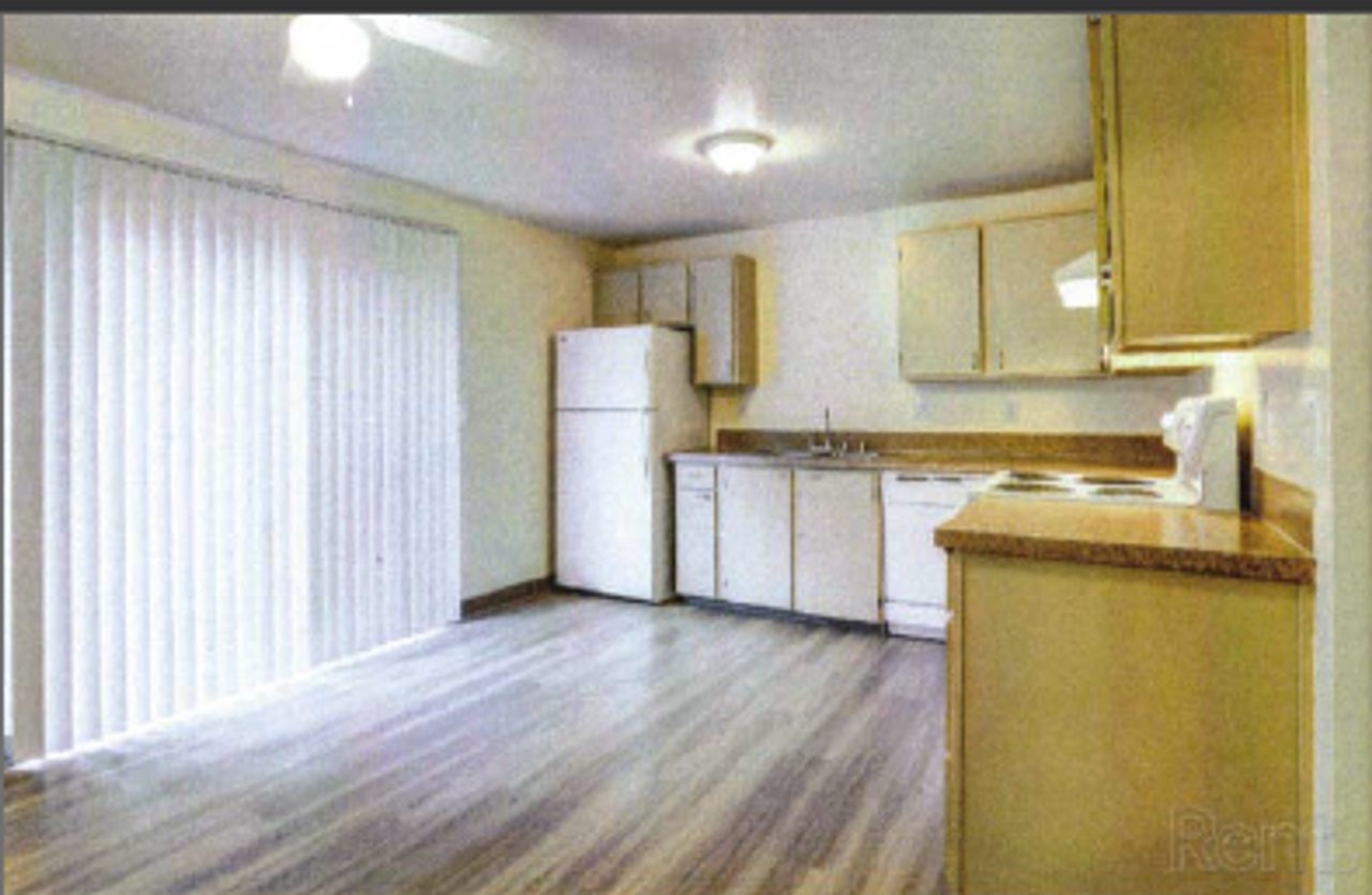 #215 VILLAGE PARK APARTMENTS - Photo 2 of 5