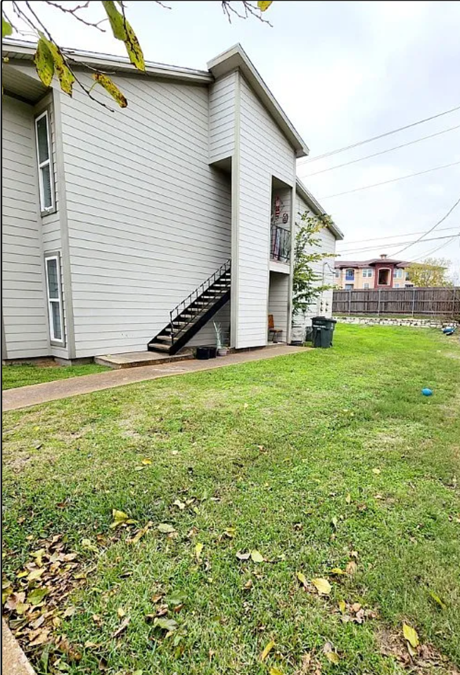 2917 Prairie Flower Cir #A - Photo 3 of 4