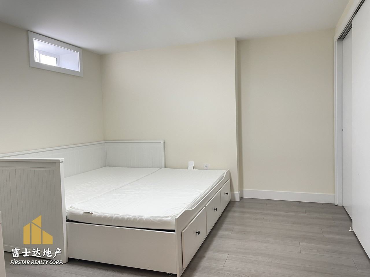 2845 3rd Ave E #1 - Photo 2 of 9