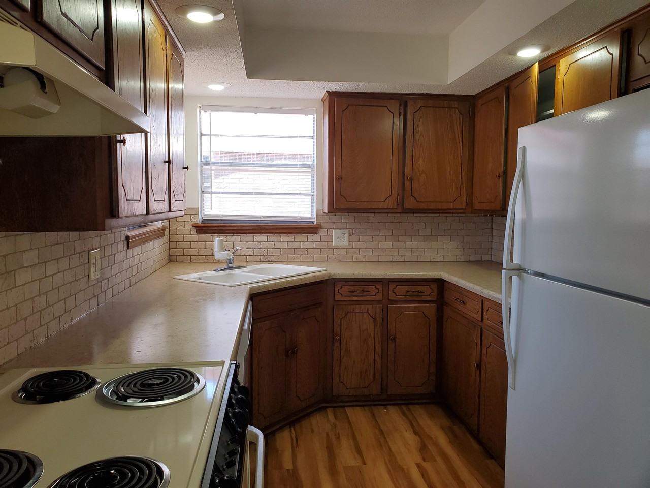 709 Quapaw St #1 - Photo 5 of 20