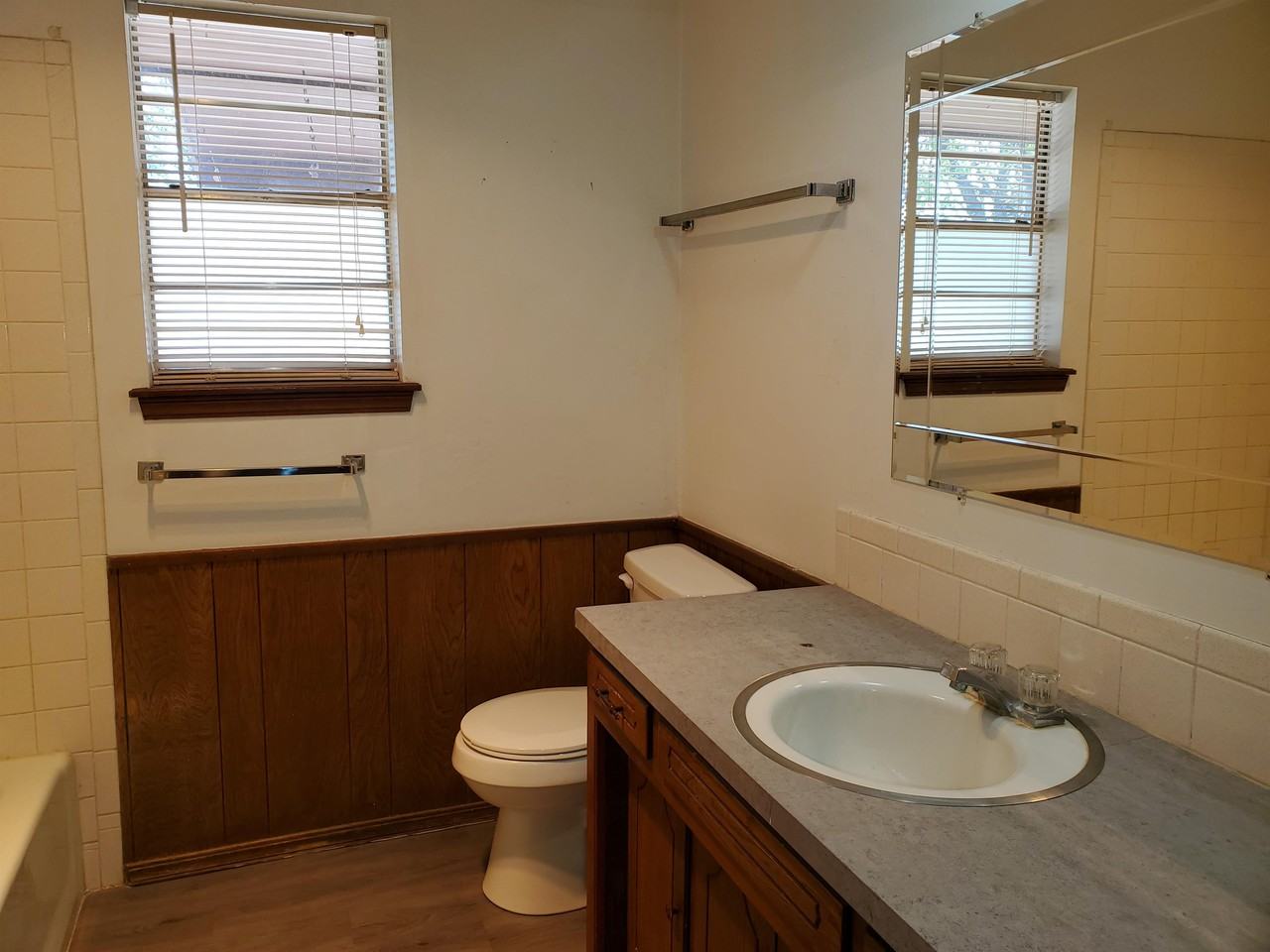 709 Quapaw St #1 - Photo 6 of 20