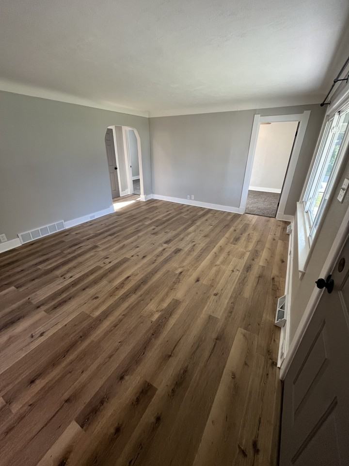 5333 Collomore Rd #1 - Photo 4 of 11