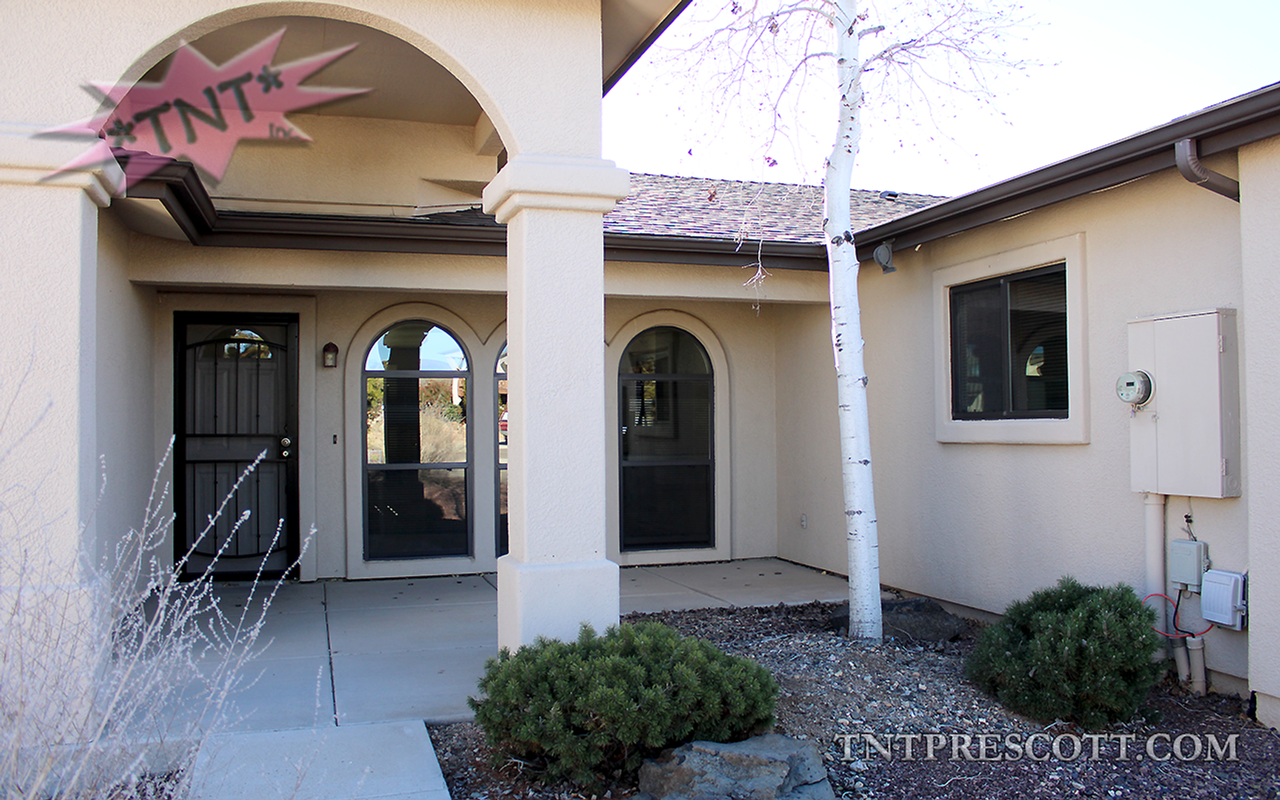 1709 Tatum Pl - Photo 3 of 31