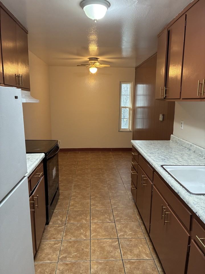 2900 Fruitvale Ave #C - Photo 4 of 6