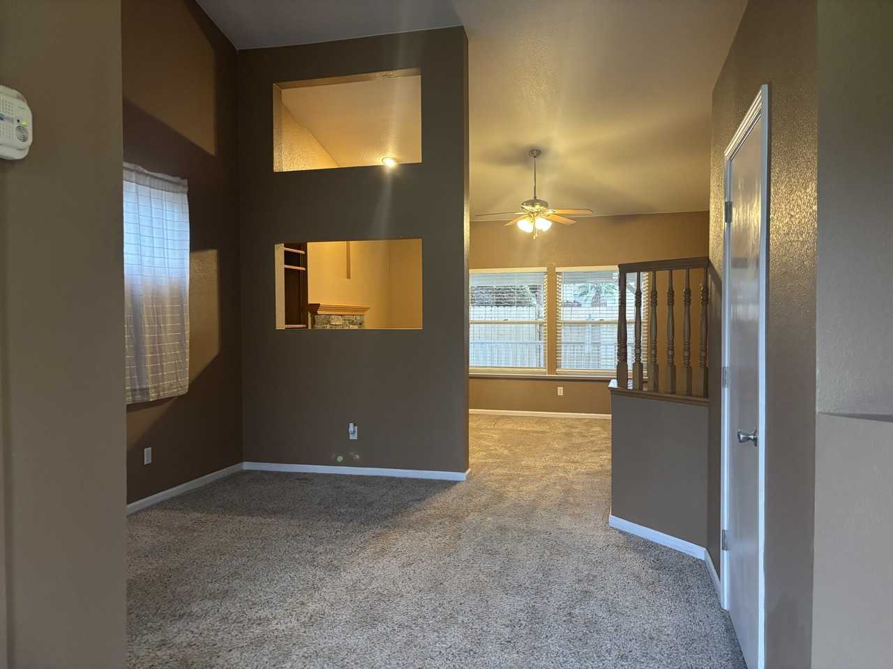 2520 Arcadia Ct - Photo 3 of 27