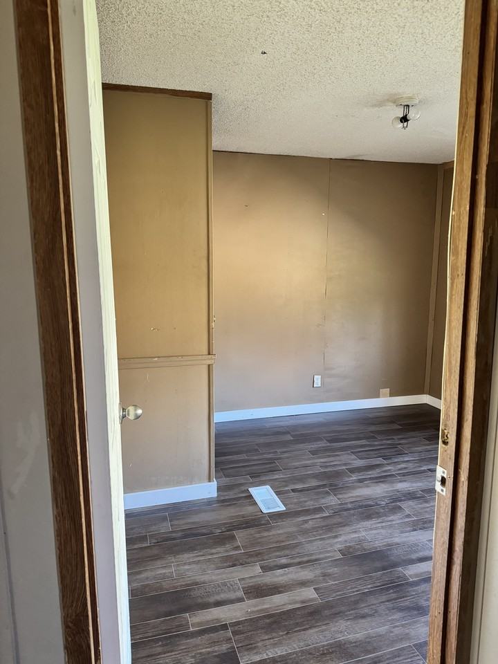 229 Reggie Rd #1 - Photo 5 of 8