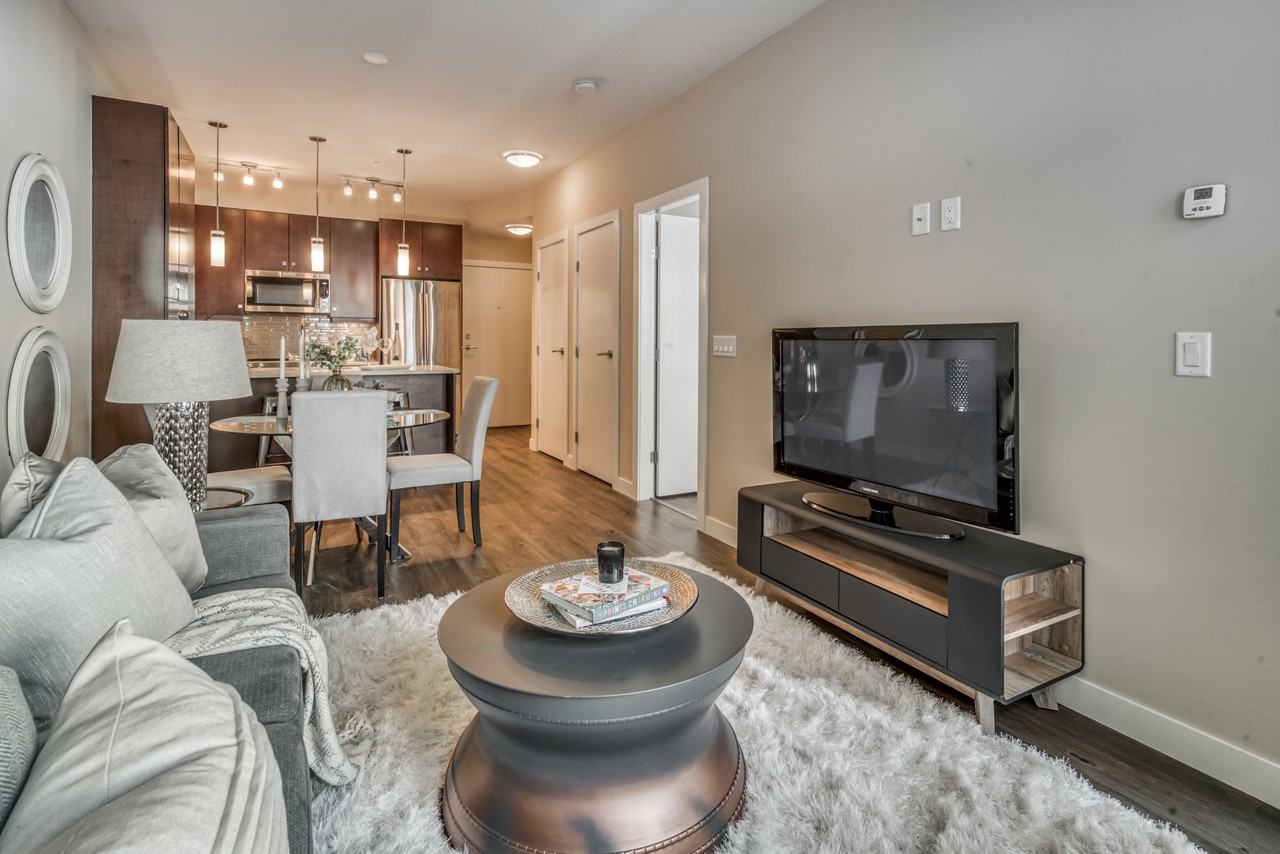 1720 10 St Sw #1 - Photo 5 of 25