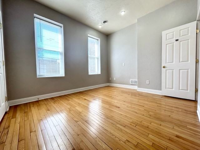 729 S Negley Ave #3 - Photo 7 of 31
