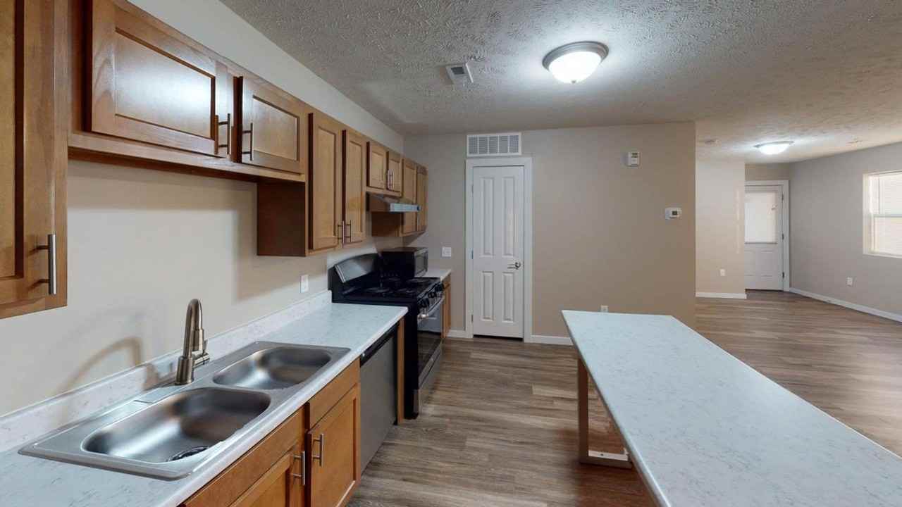 Prairie Heights Apartments - Photo 7 of 36