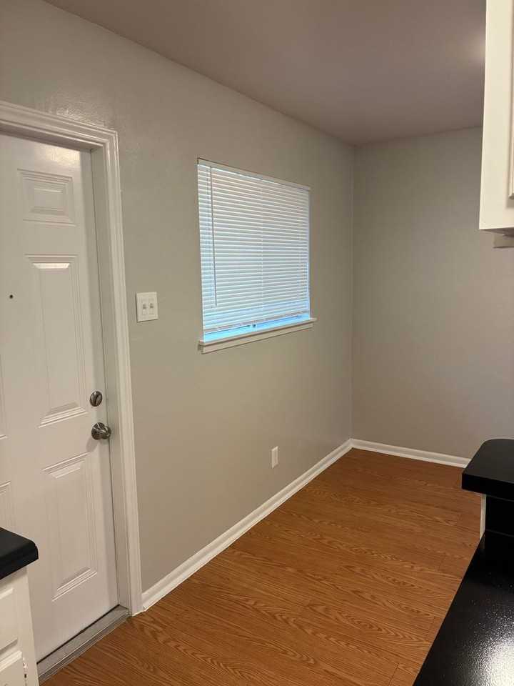 509 Southtrail Dr - Photo 2 of 13