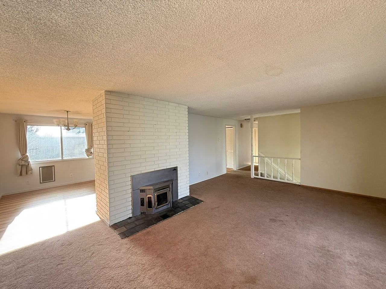 3355 Montebello Ave - Photo 3 of 35