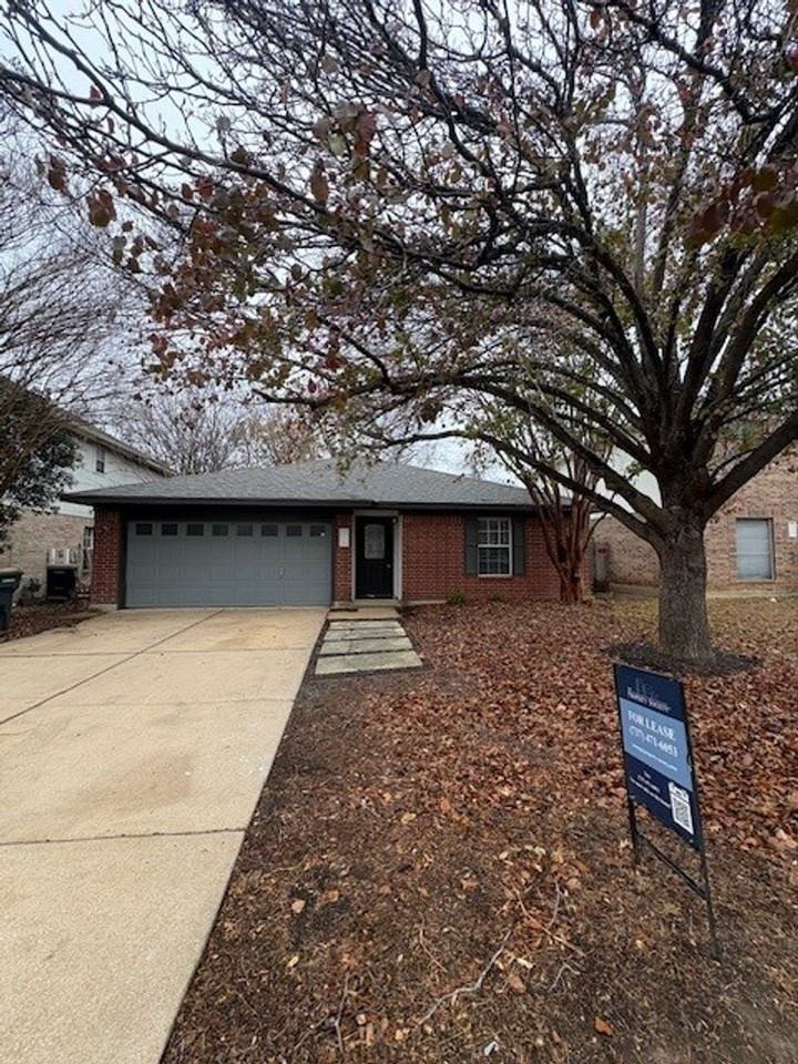 9618 Copper Creek Dr - Photo 2 of 19