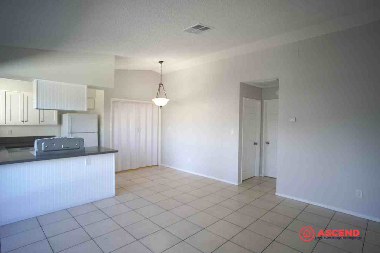 4701 Beechwood St #142 - Photo 3 of 17