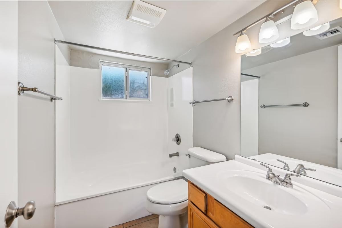 3833 N 30th St - Photo 6 of 20