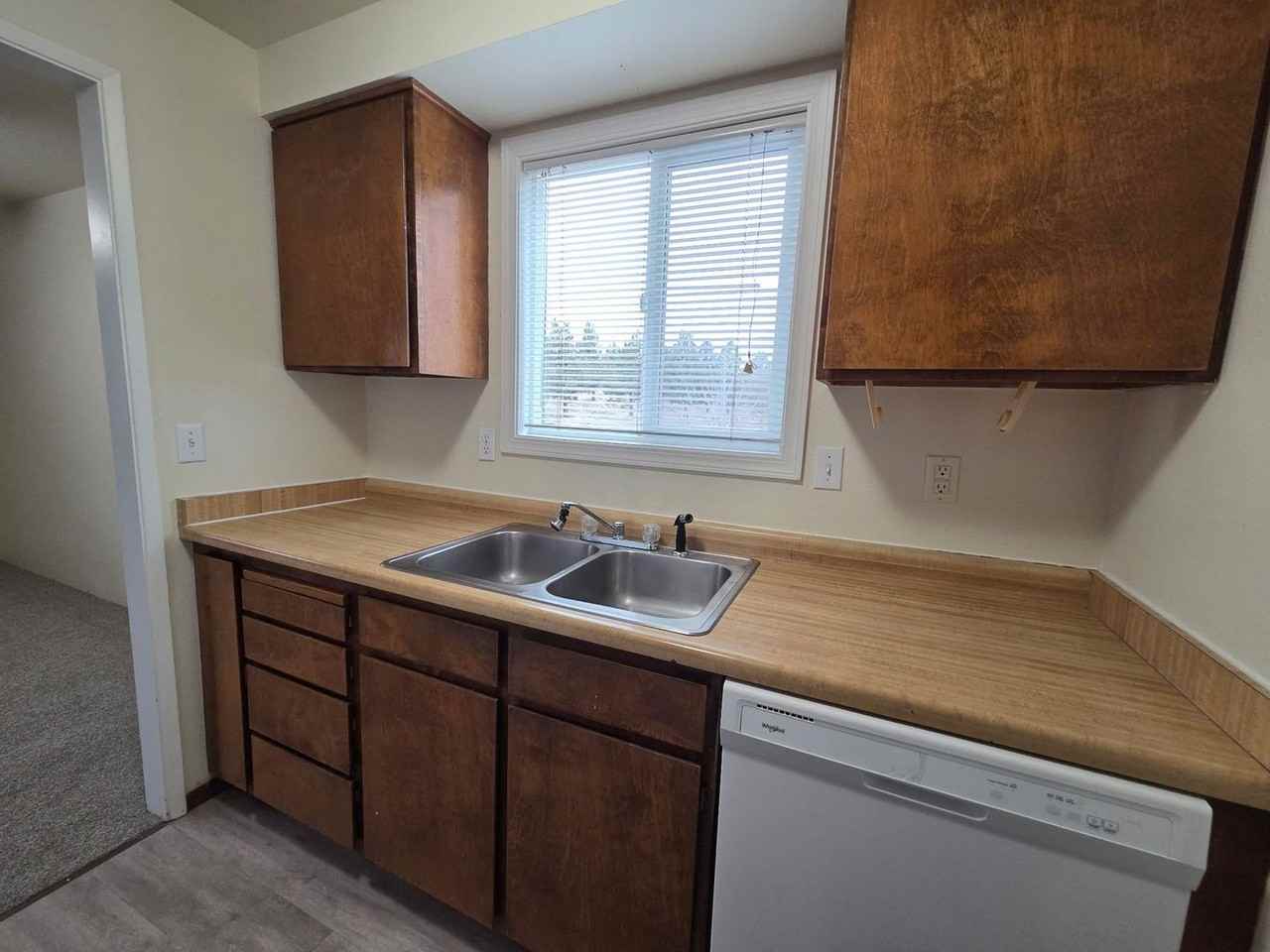 1865 Ne Wichita Way - Photo 6 of 21