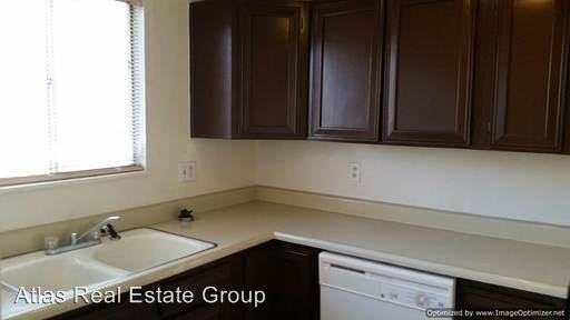 459-461 El Paso Boulevard - Photo 3 of 12