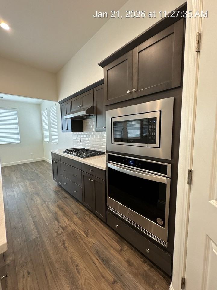 1829 W Prescott Ave - Photo 6 of 38