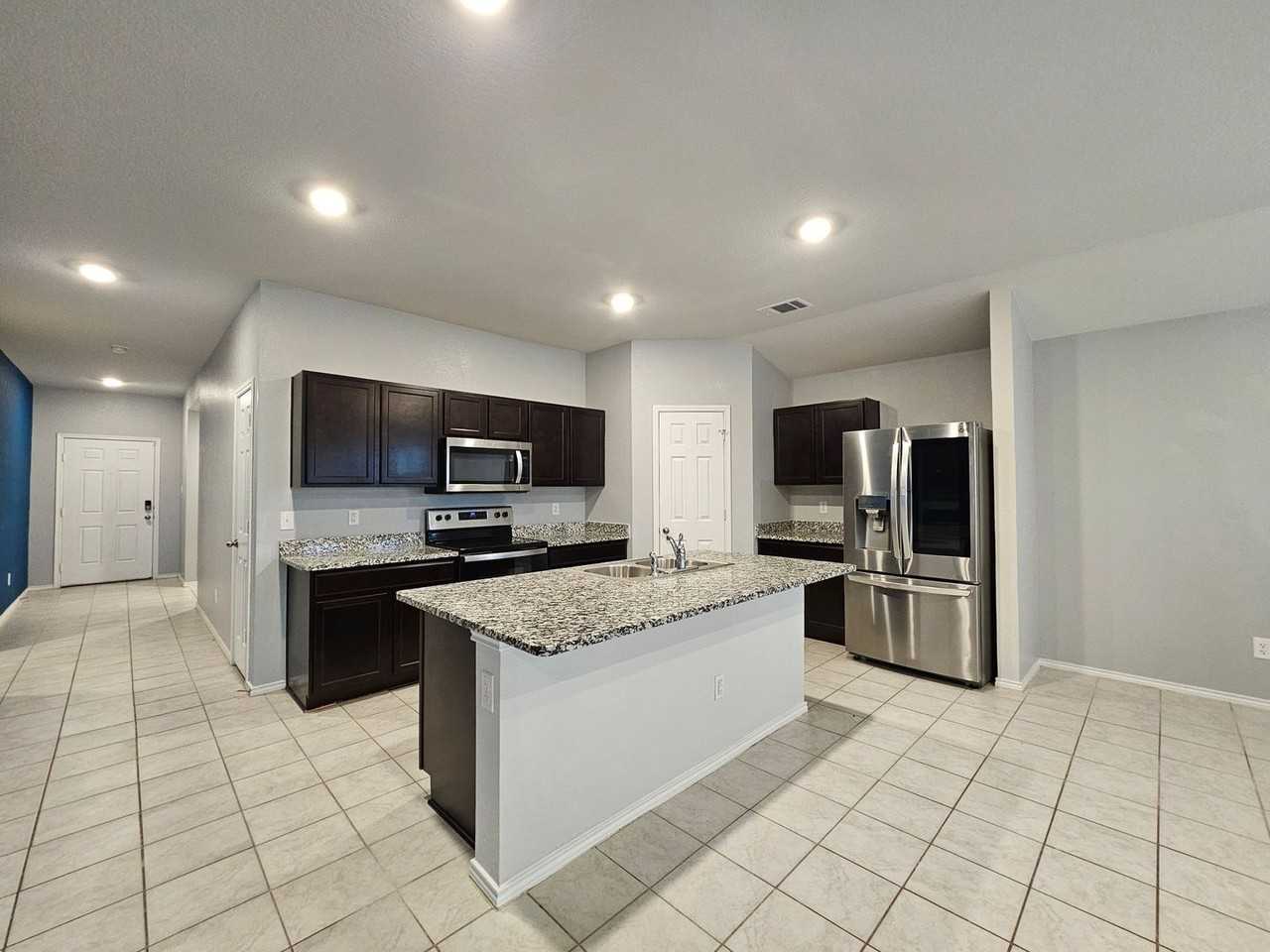 3710 Tanchico Dr - Photo 3 of 23