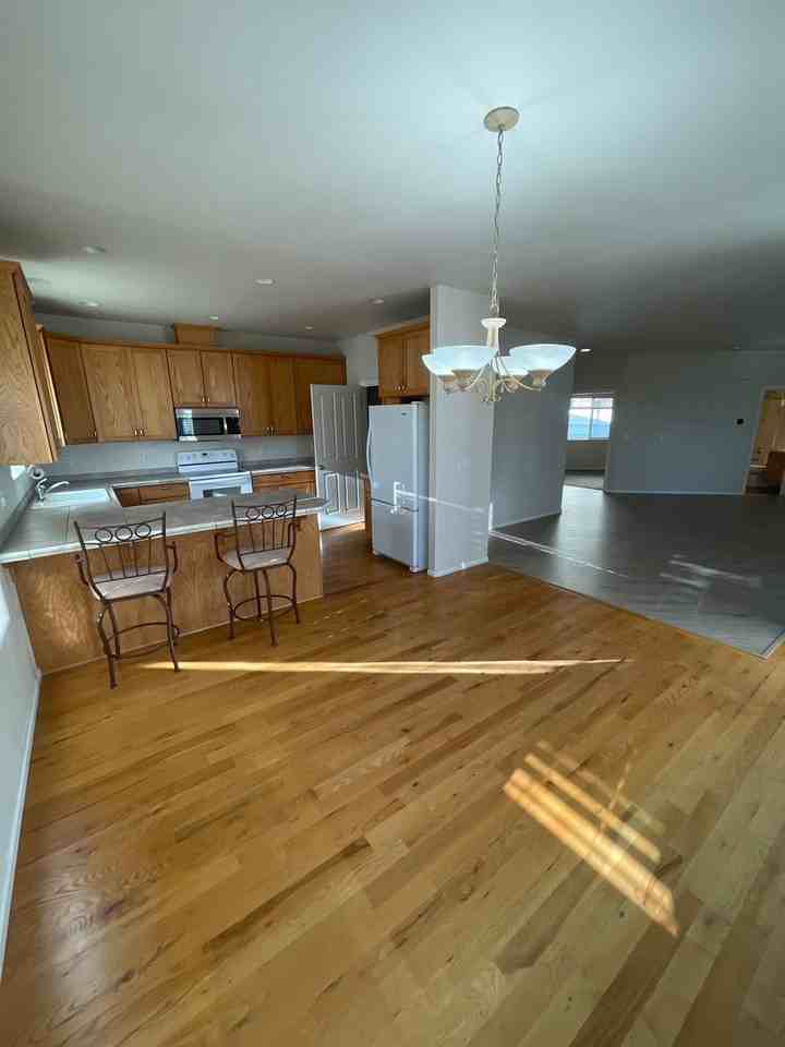 3406 Nw Essex Ct - Photo 3 of 36