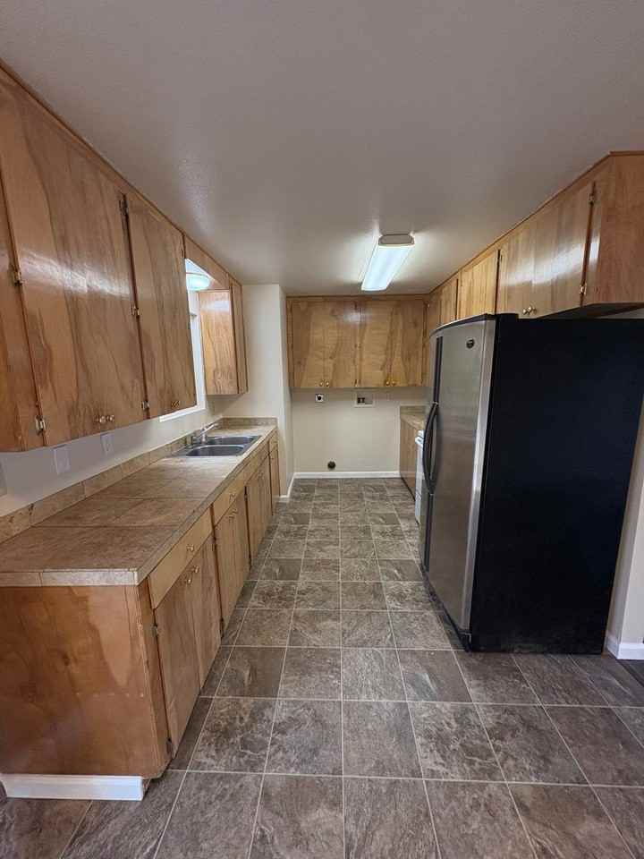 14595 Dry Creek Rd - Photo 4 of 11