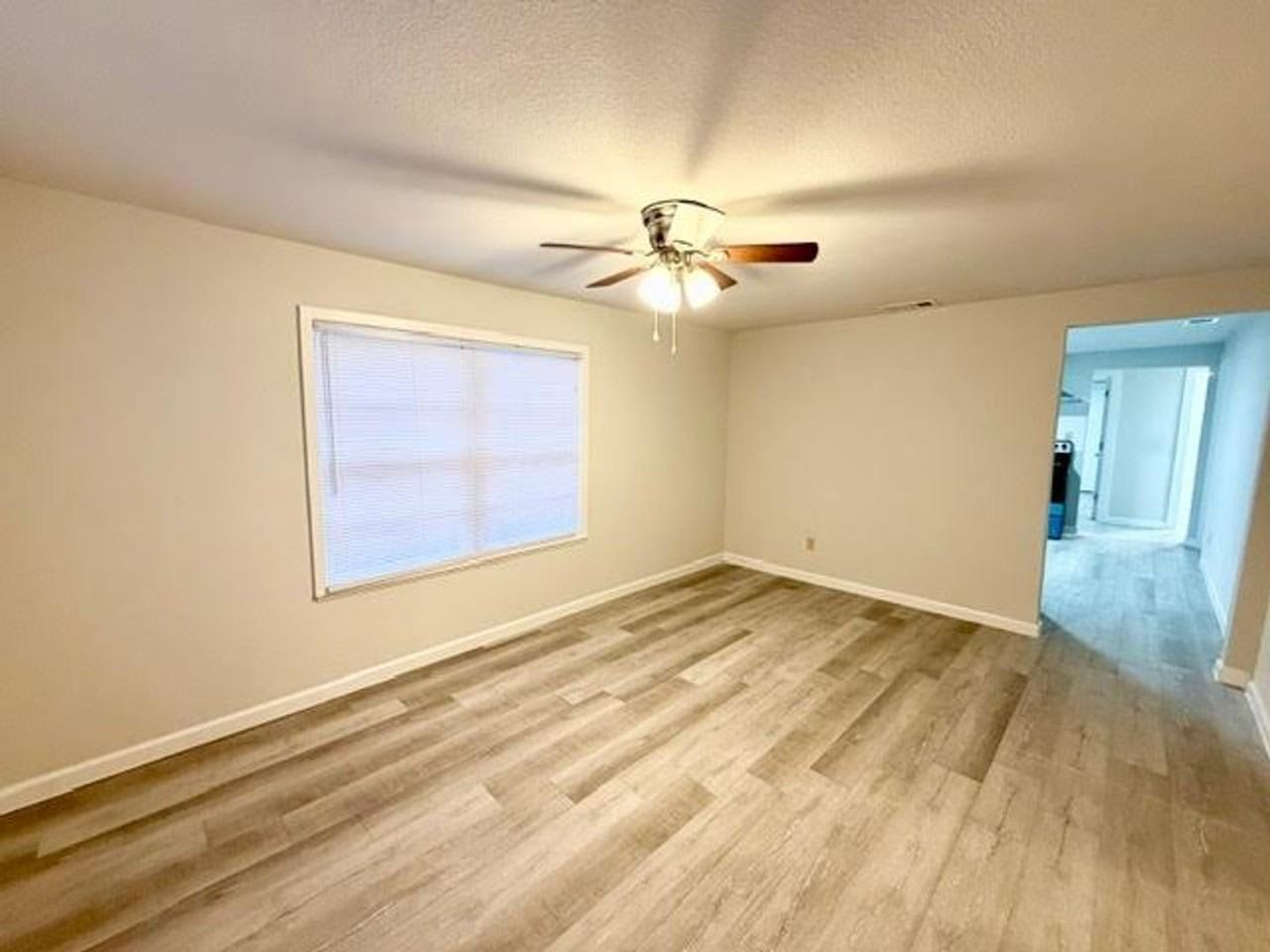 107 S Harrison St - Photo 3 of 15