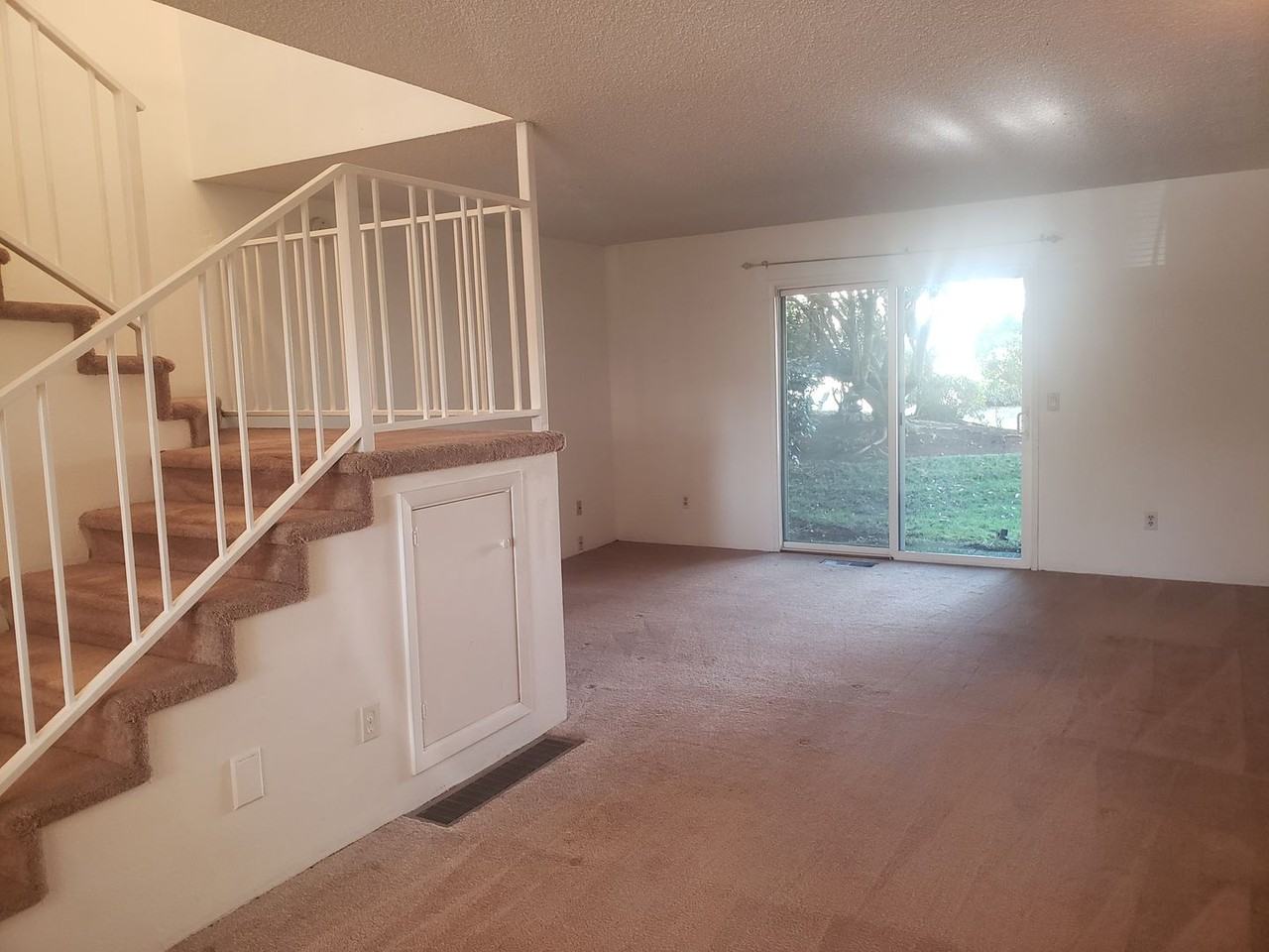 619 N Hayden Bay Dr - Photo 3 of 23