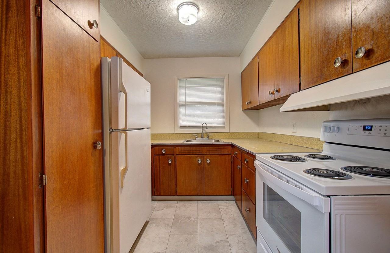 4706 Sheridan Dr - Photo 6 of 16