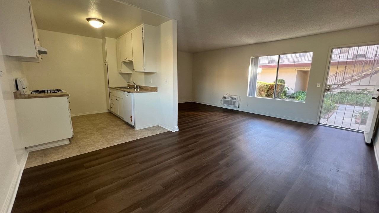 Sierra - Photo 3 of 16