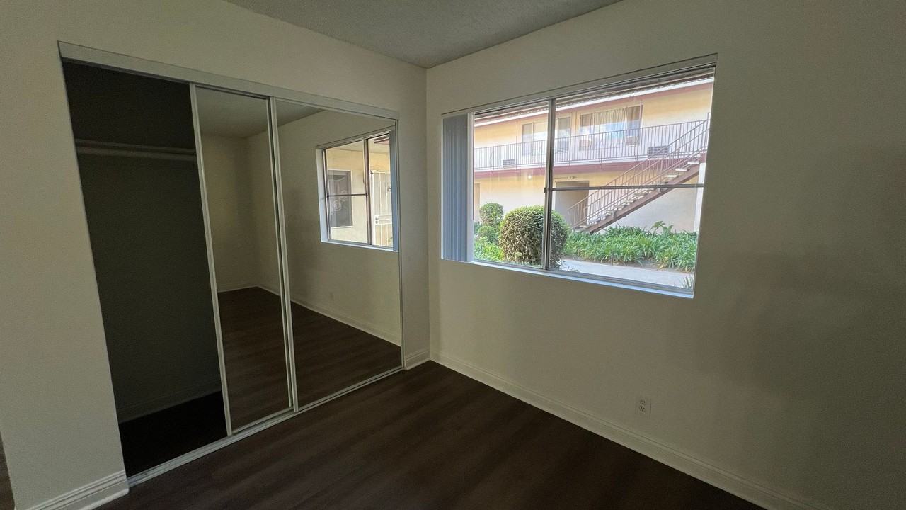 Sierra - Photo 6 of 16