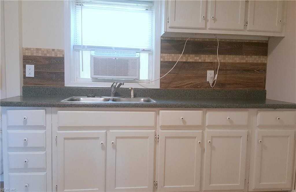 8562 Guinea Rd - Photo 4 of 6