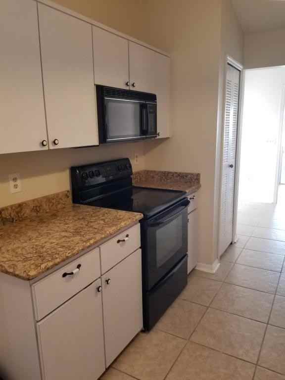 3584 Muirfield Dr - Photo 5 of 17