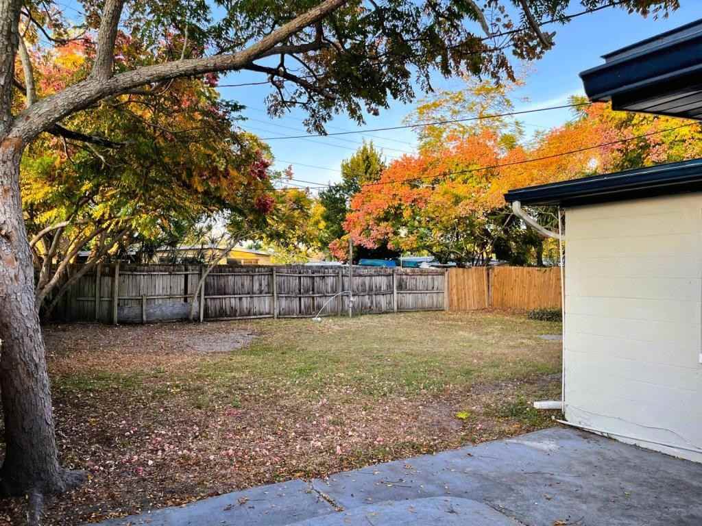 10367 109th Ave - Photo 2 of 31