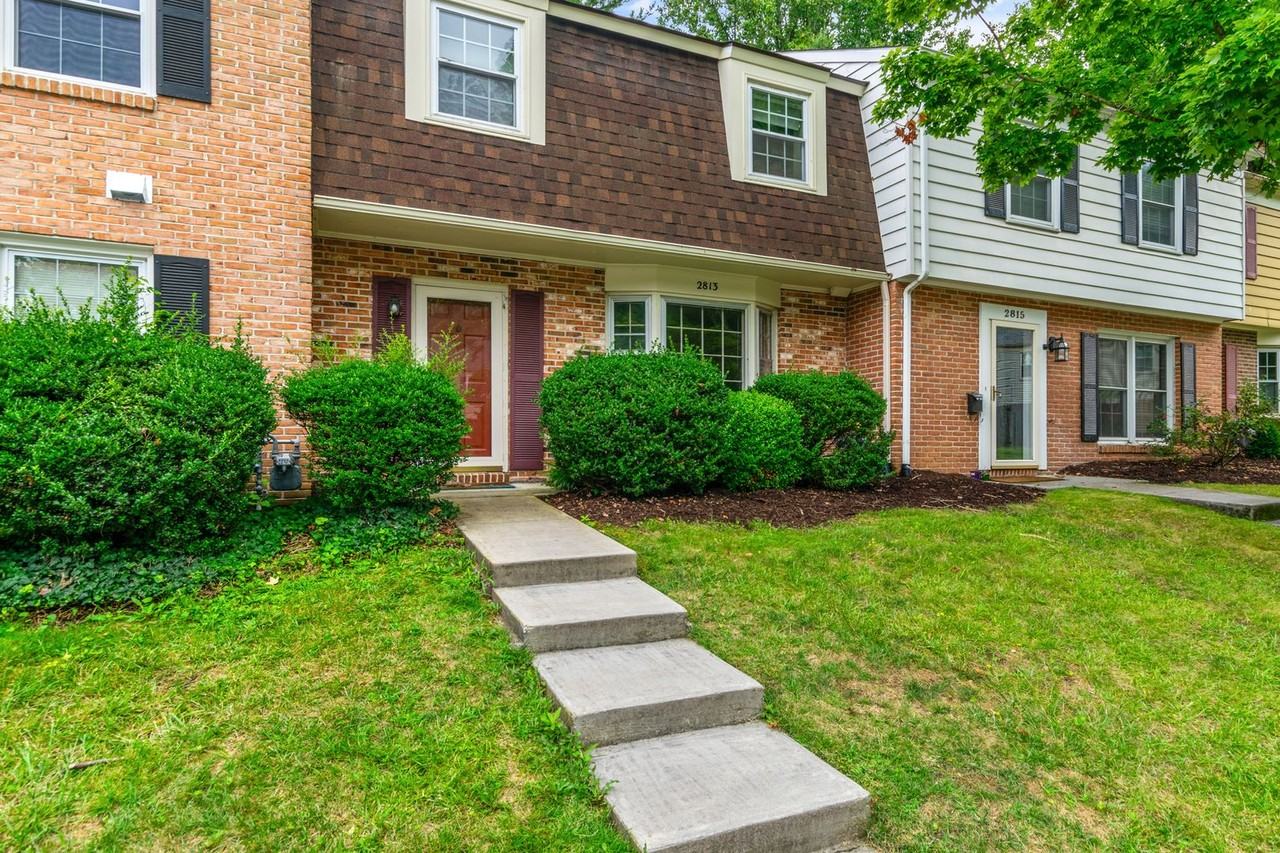 2813 Newton Ct - Photo 2 of 30