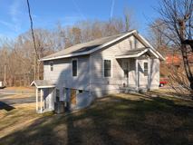 104 Doak St - Photo 1 of 1