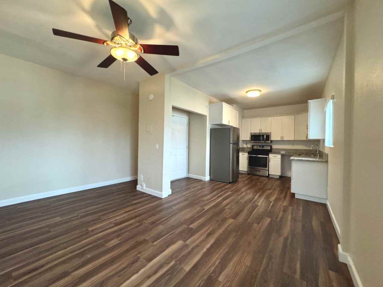 2221 Abbott St #4 - Photo 2 of 15