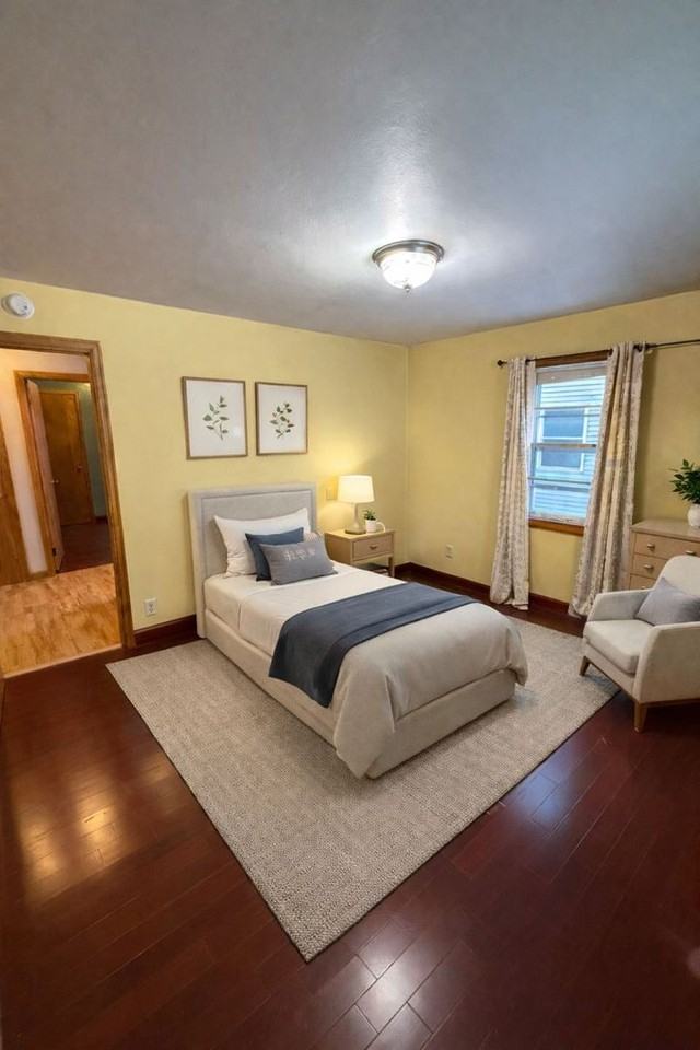 4621 Oneida St - Photo 6 of 14