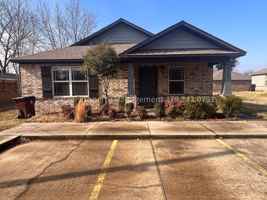 featured image of 4718 S 28th St