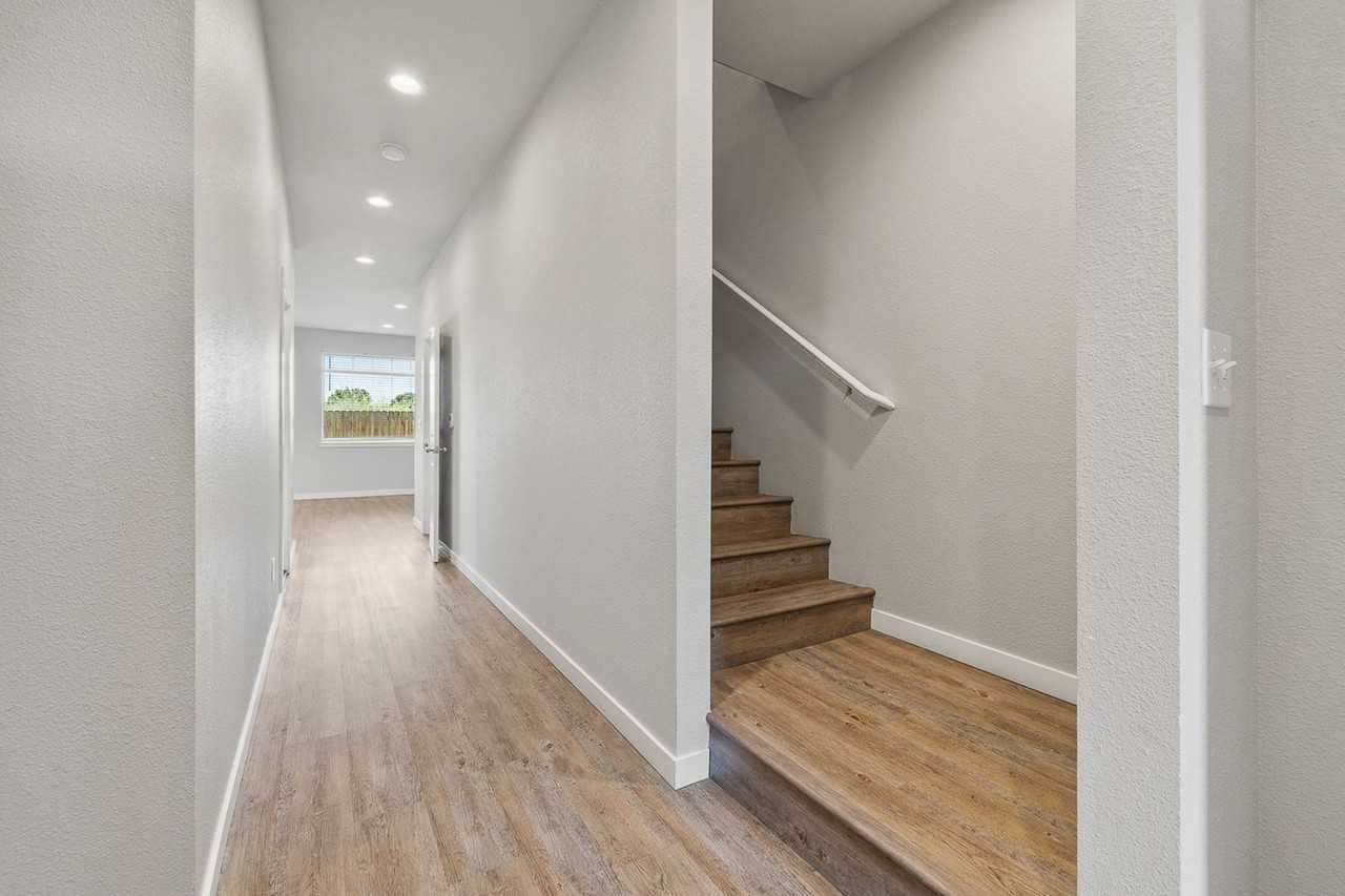 The Towns On Entiat - Photo 7 of 50