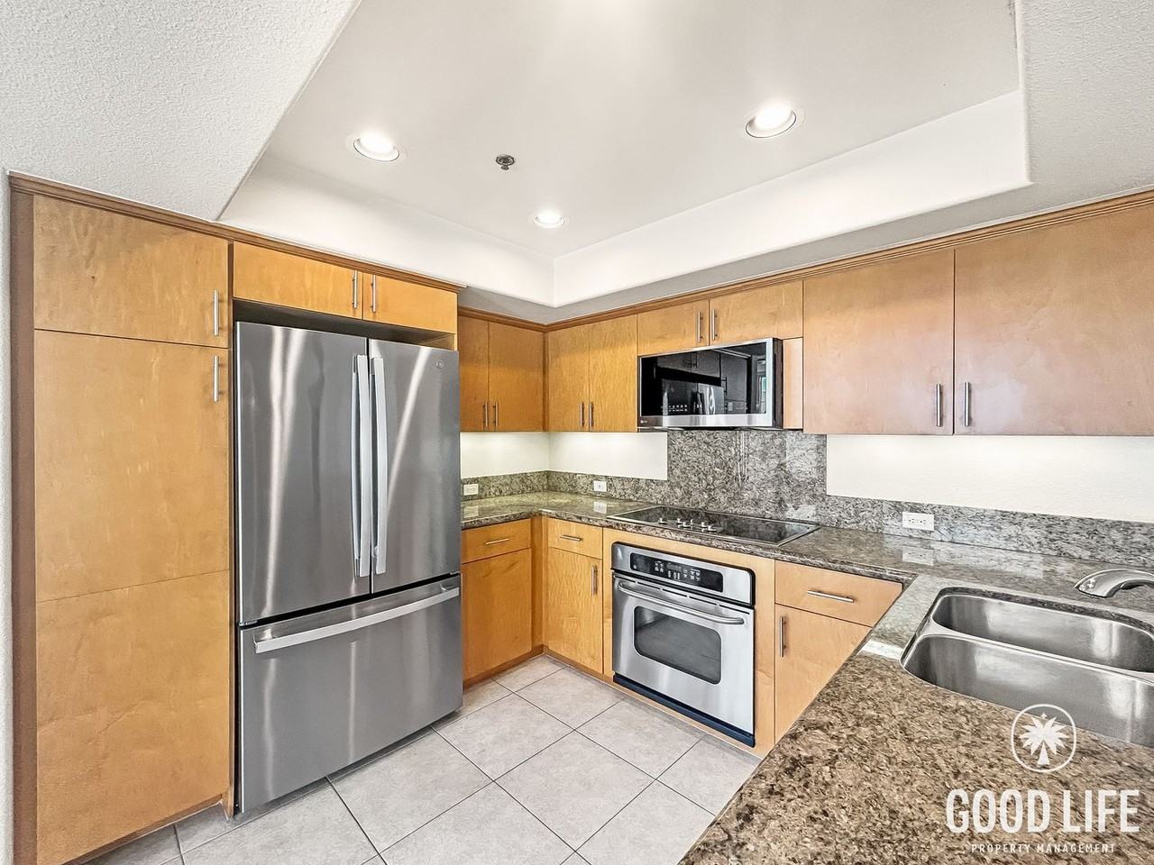 924 Hornblend St #310 - Photo 7 of 18