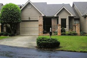 featured image of 224 Hanover Pl