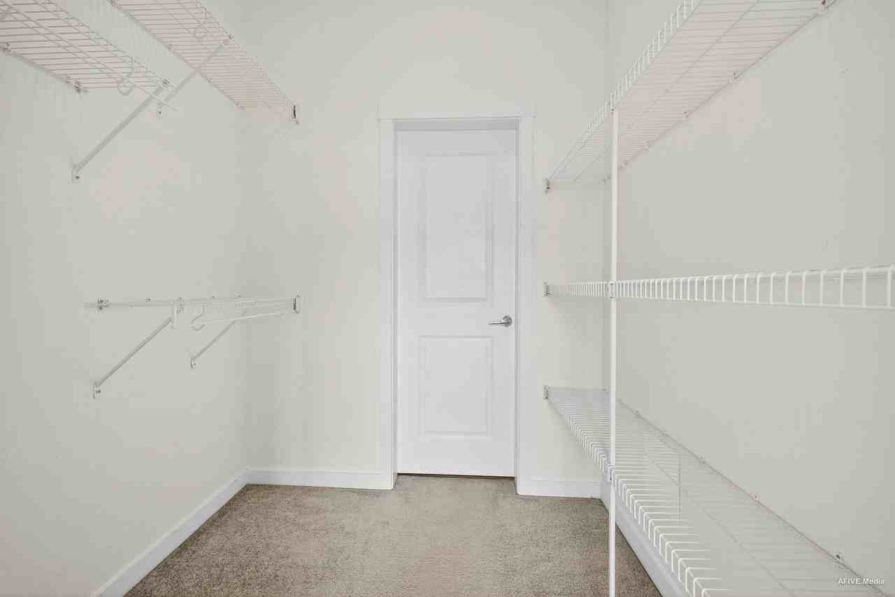 15835 85 Avenue #505 - Photo 5 of 10