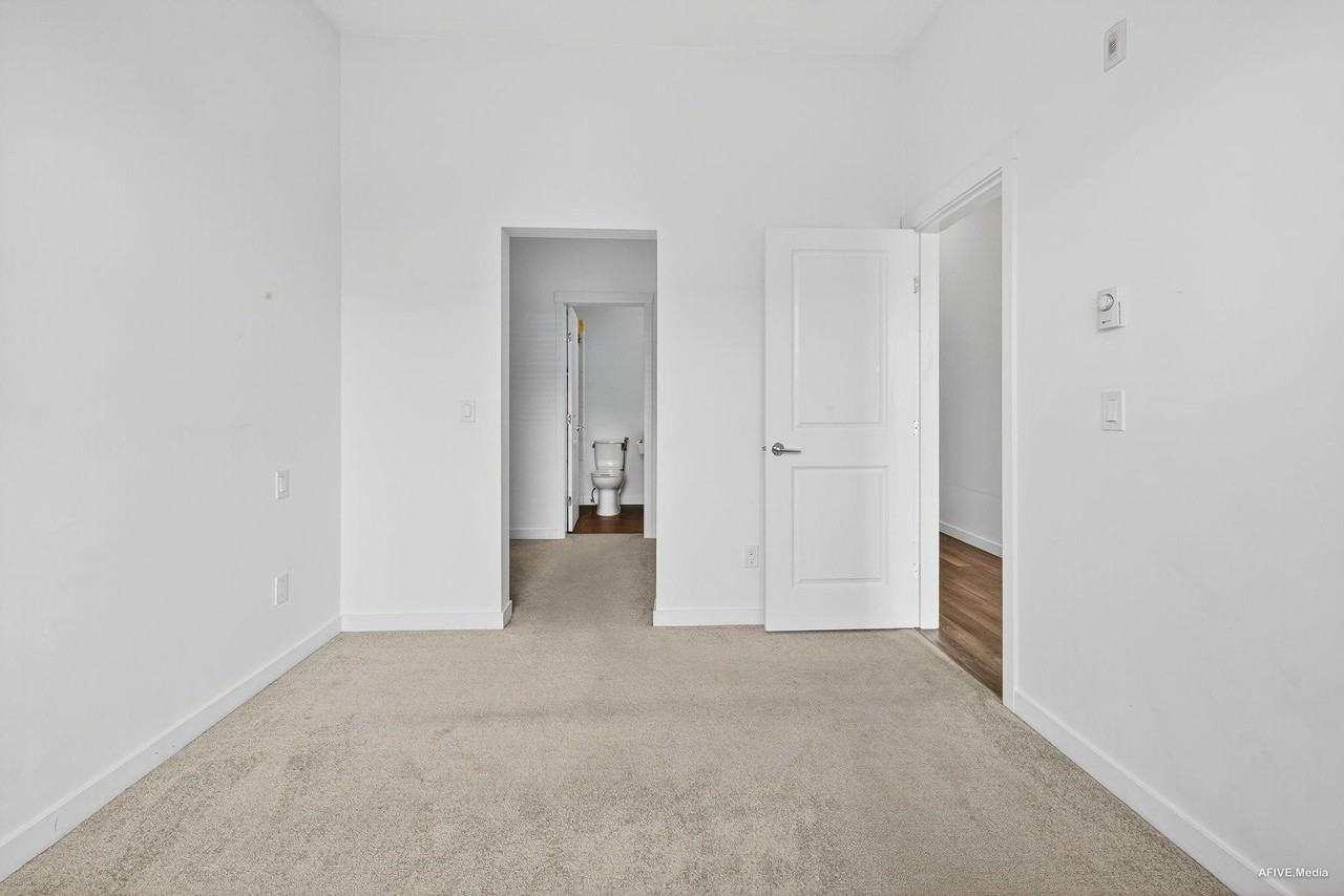 15835 85 Avenue #505 - Photo 4 of 10